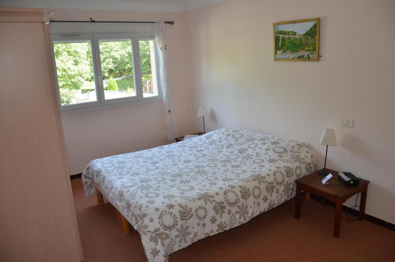 Les Rives Du Loup Hotel Tourrettes-sur-Loup Ruang foto